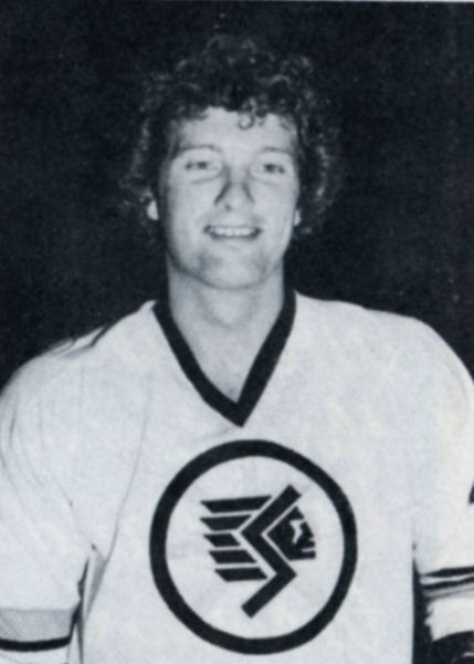 Keith Crowder hockey player photo