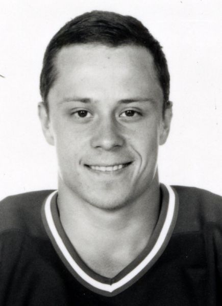 Alexei Lojkin hockey player photo