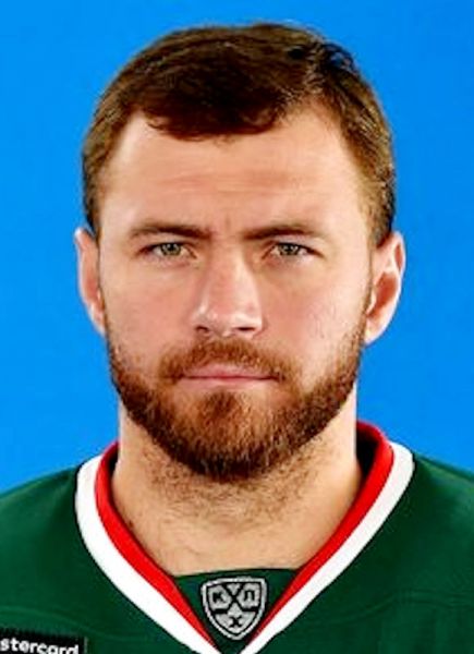 Artem Lukoyanov hockey player photo