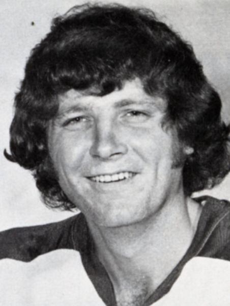 Bill Young hockey player photo