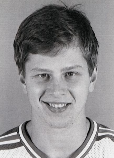 Dmitri Starostenko hockey player photo