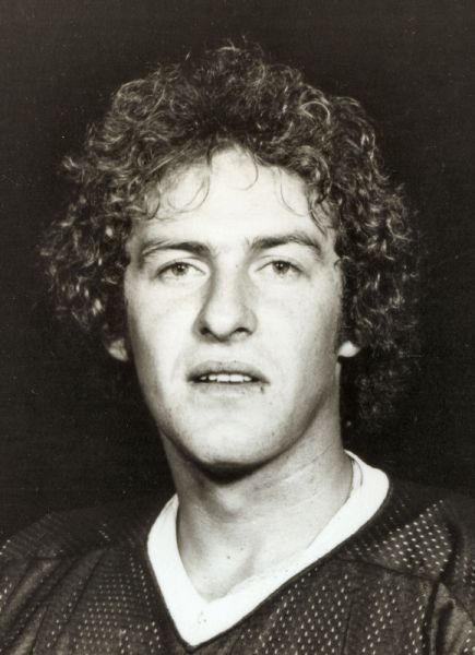 Ed Gilbert hockey player photo
