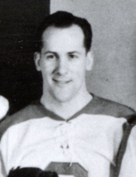 Floyd Curry hockey player photo