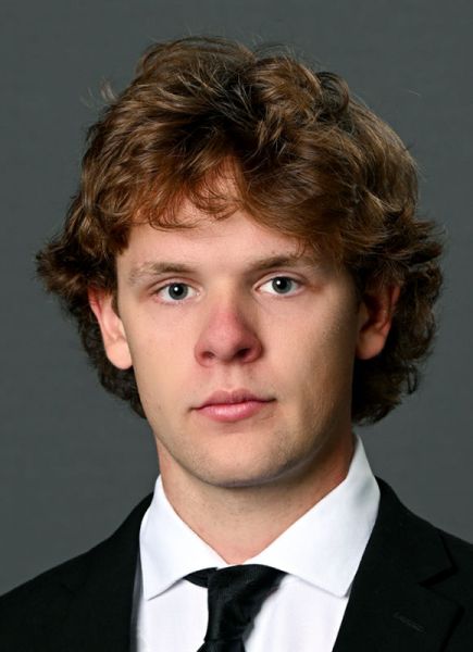 Griffin Ness hockey player photo