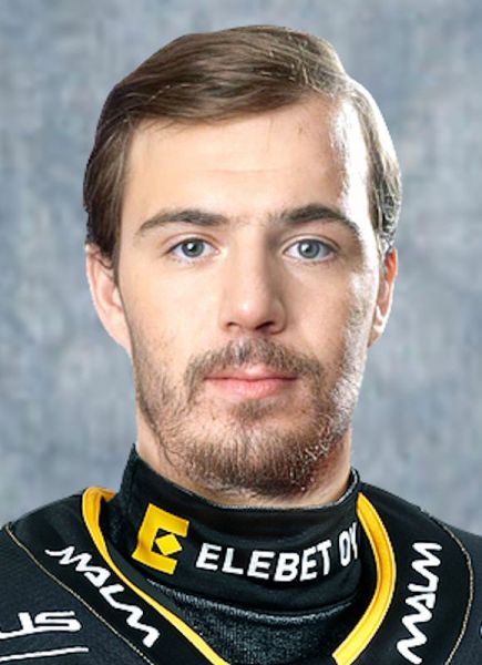 Ivan Nikolishin hockey player photo