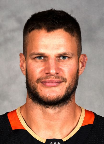Kevin Bieksa on Canucks superfan Michael Buble, playing with the Sedins,  TikTok and more - ESPN