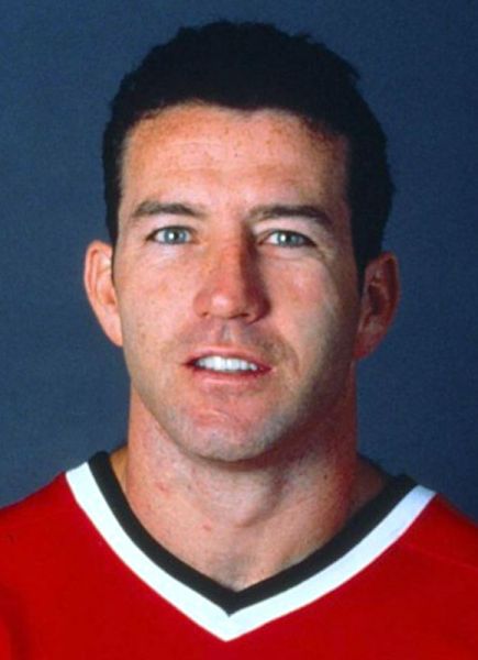 Kevin Dineen hockey player photo