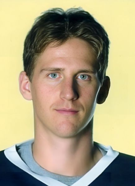 Kris Knoblauch hockey player photo