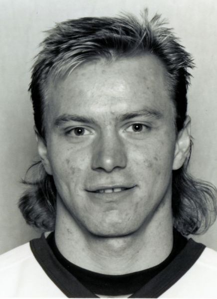 Ladislav Karabin hockey player photo