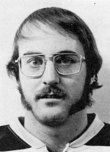 Larry Green hockey player photo