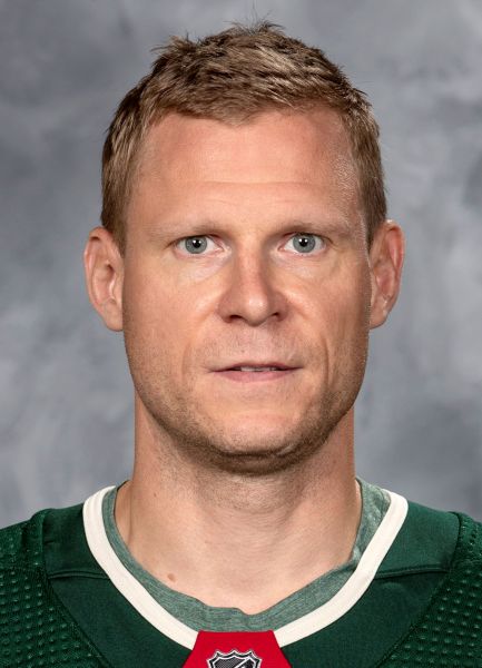 Mikko Koivu hockey player photo