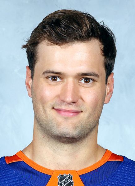 Oliver Wahlstrom hockey player photo