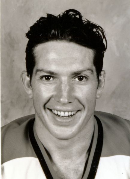 Sheldon Kennedy hockey player photo
