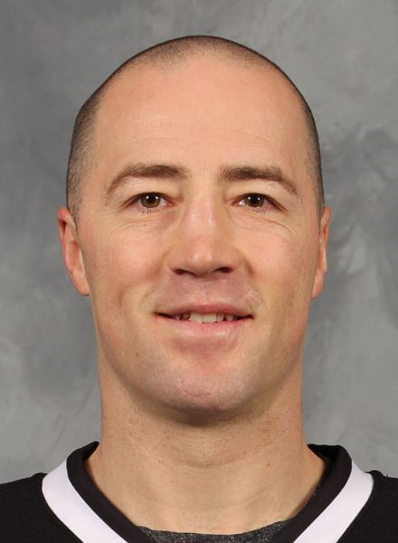 Stephane Robidas Signed Dallas Stars Jersey (Beckett COA) NHL career  1997–2015