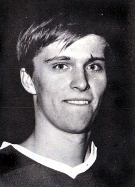 Ted Hull hockey player photo