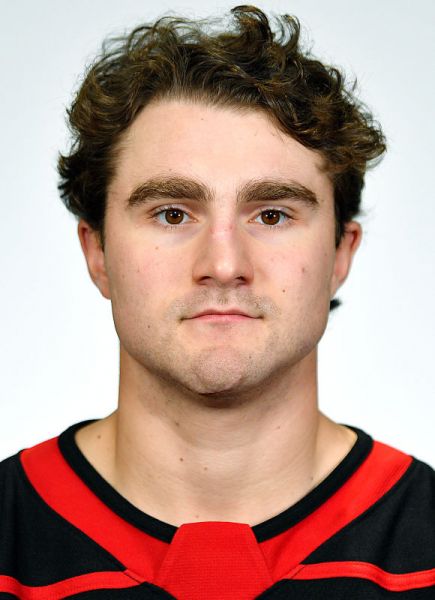 Will MacKinnon hockey player photo