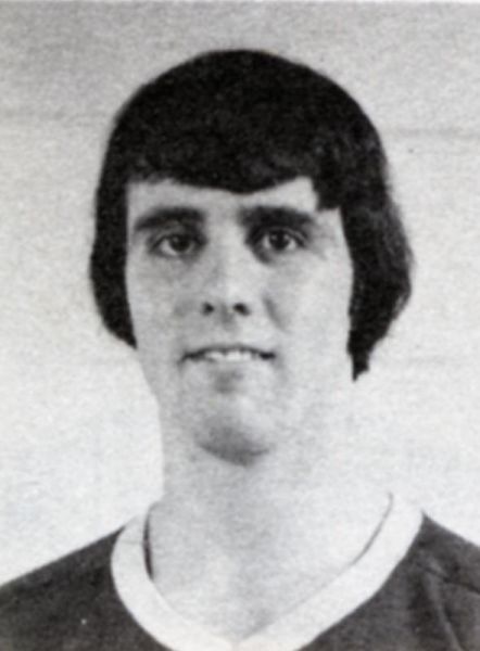 Player photos for the 1979-80 Bowdoin College at hockeydb.com