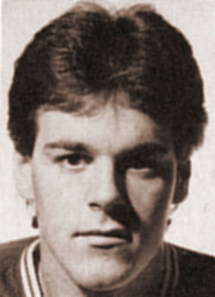 Player photos for the 1984-85 Michigan State University at hockeydb.com